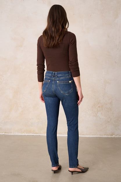 Merle – Slim Fit Jeans in Himmelblau