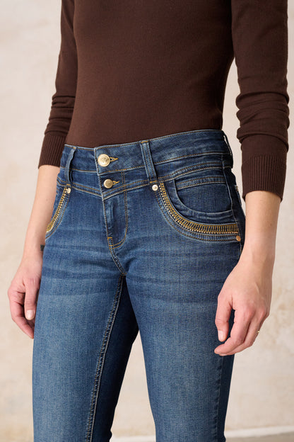 Merle – Slim Fit Jeans in Himmelblau
