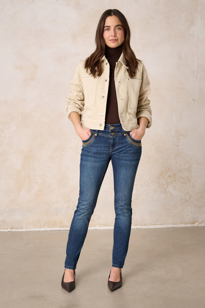 Merle – Slim Fit Jeans in Himmelblau