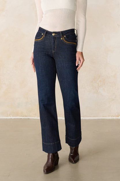 Clara – Flared Jeans in Fahlblau mit hoher Leibhöhe