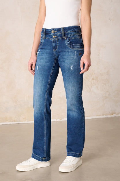 Merle – Straight Leg Jeans in Bremerblau mit mittlerer Leibhöhe