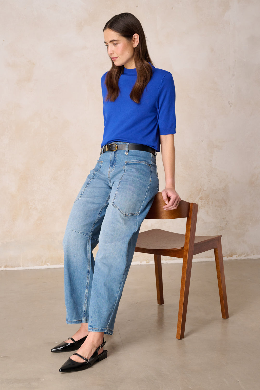 Serena – Barrel Jeans in Taschenblau