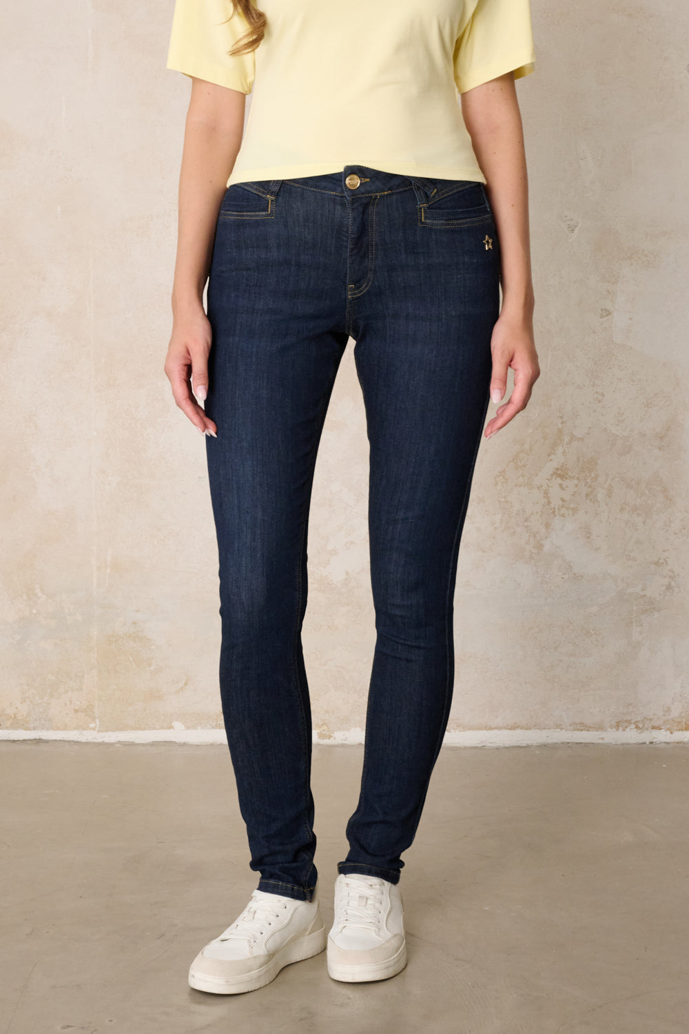 Laura Skinny Fit Jeans – Waschblau & Soft Denim, hohe Leibhöhe