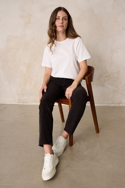 Tina Straight Leg Hose – Dunkelcord & Cord-Stretch, hohe Leibhöhe