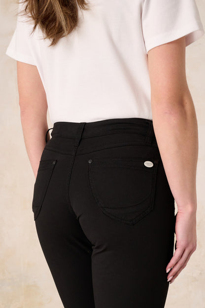 Merle – Straight Leg Hose in Glasurschwarz