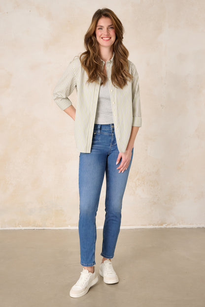 Merle – Slim Fit Jeans in Holunderblau mit mittlerer Leibhöhe