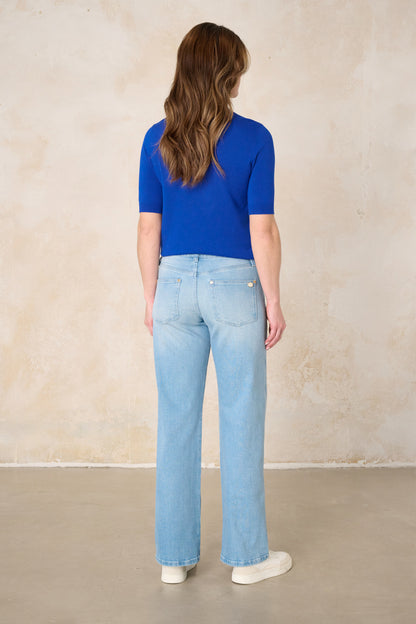 Clara – Flared Jeans in Isarblau mit hoher Leibhöhe