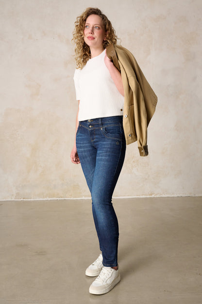 Merle Slim Fit Jeans – Neckarblau & Soft Denim, mittlere Leibhöhe